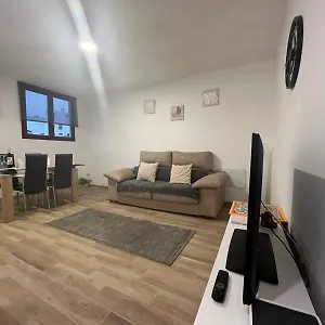 https://apartamento-casco-histrico-fontanales.in-canary-islands.com